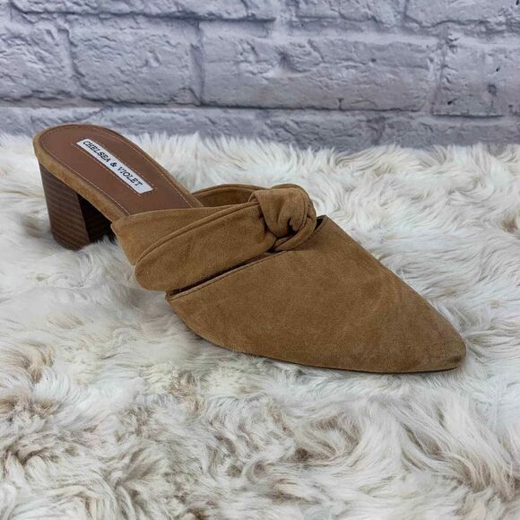 Chelsea & Violet Shoes - Chelsea and Violet Molly Brown Suede Chunk Heel Pointed Toe‎ Bow Size 10